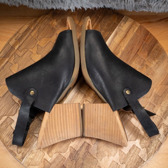 Size 9 - Born Heels Black Leather Peep Toe Block Heel Slingback Summer - Picture 6 of 7